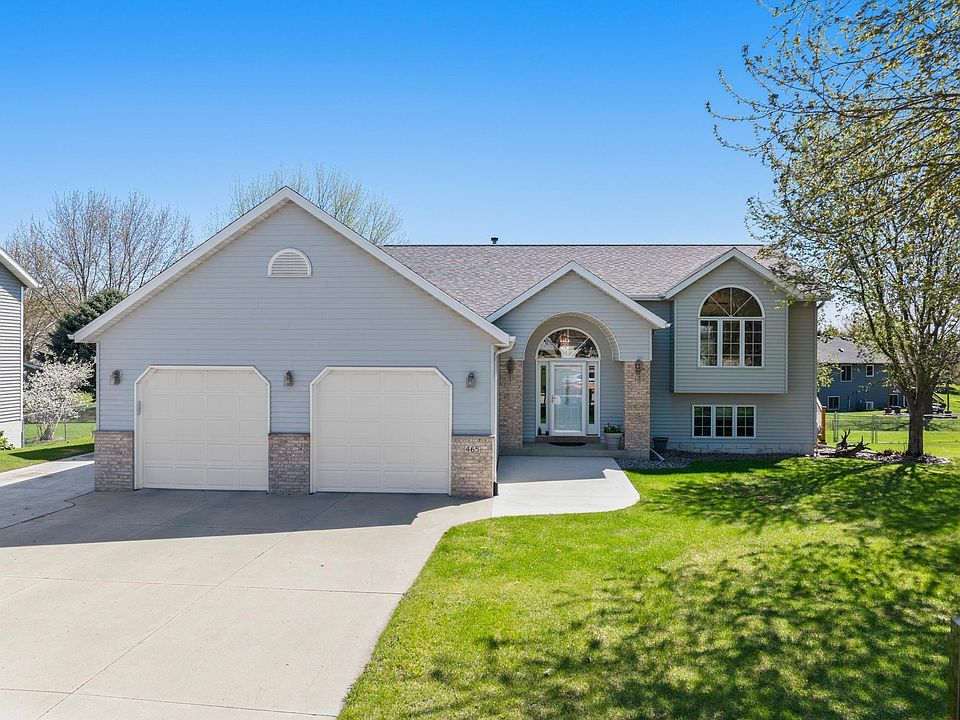 1st image of 465 8th St SW