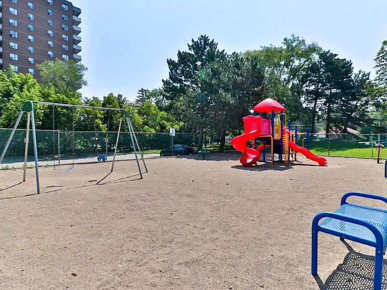 20 Carabob Ct — Photo 23