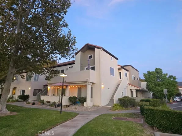 21227 Trumpet Dr Unit 202, Santa Clarita, CA 91321