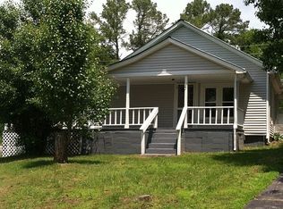 215 Spring St, Linden, TN 37096