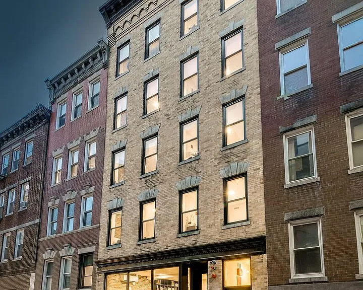 70 N Margin St #4 — Photo 1