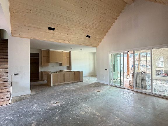 3rd image of 171 Shortleaf Ln