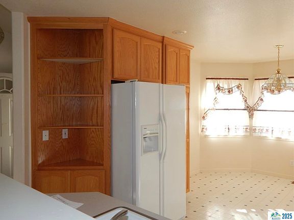 4th image of 705 Monte Vista Way