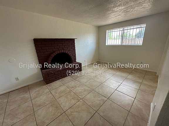 4th image of 3325 S Elson Ave