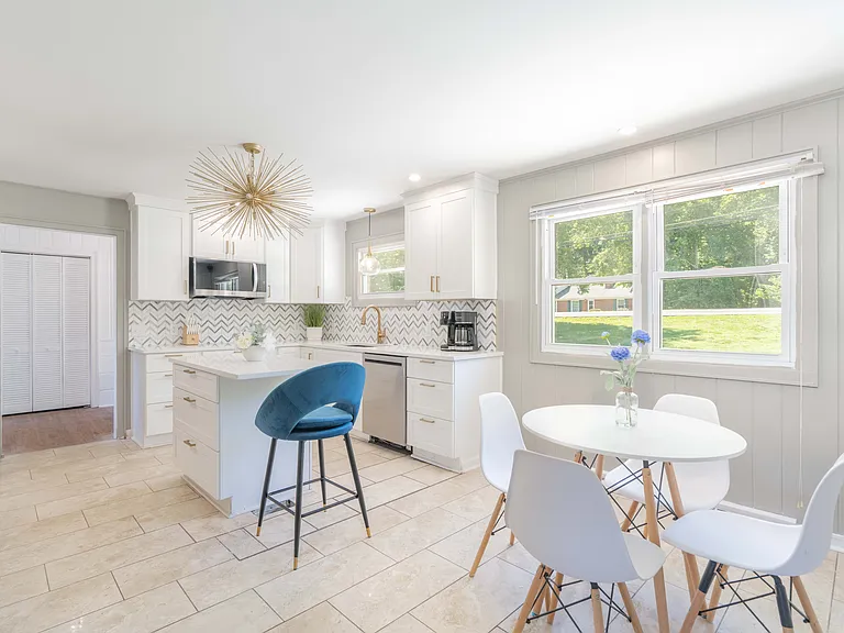168 Oak Summit Rd #9 — Photo 5