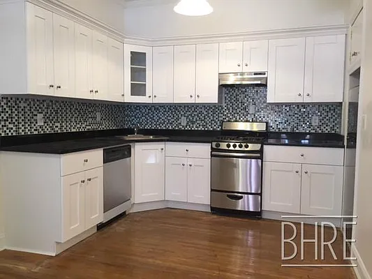 Rented by Brooklyn Heights Real Estate Inc | media 3