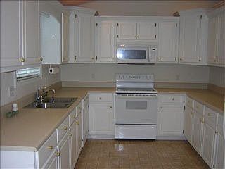 3rd image of 107 Vista Hill Dr