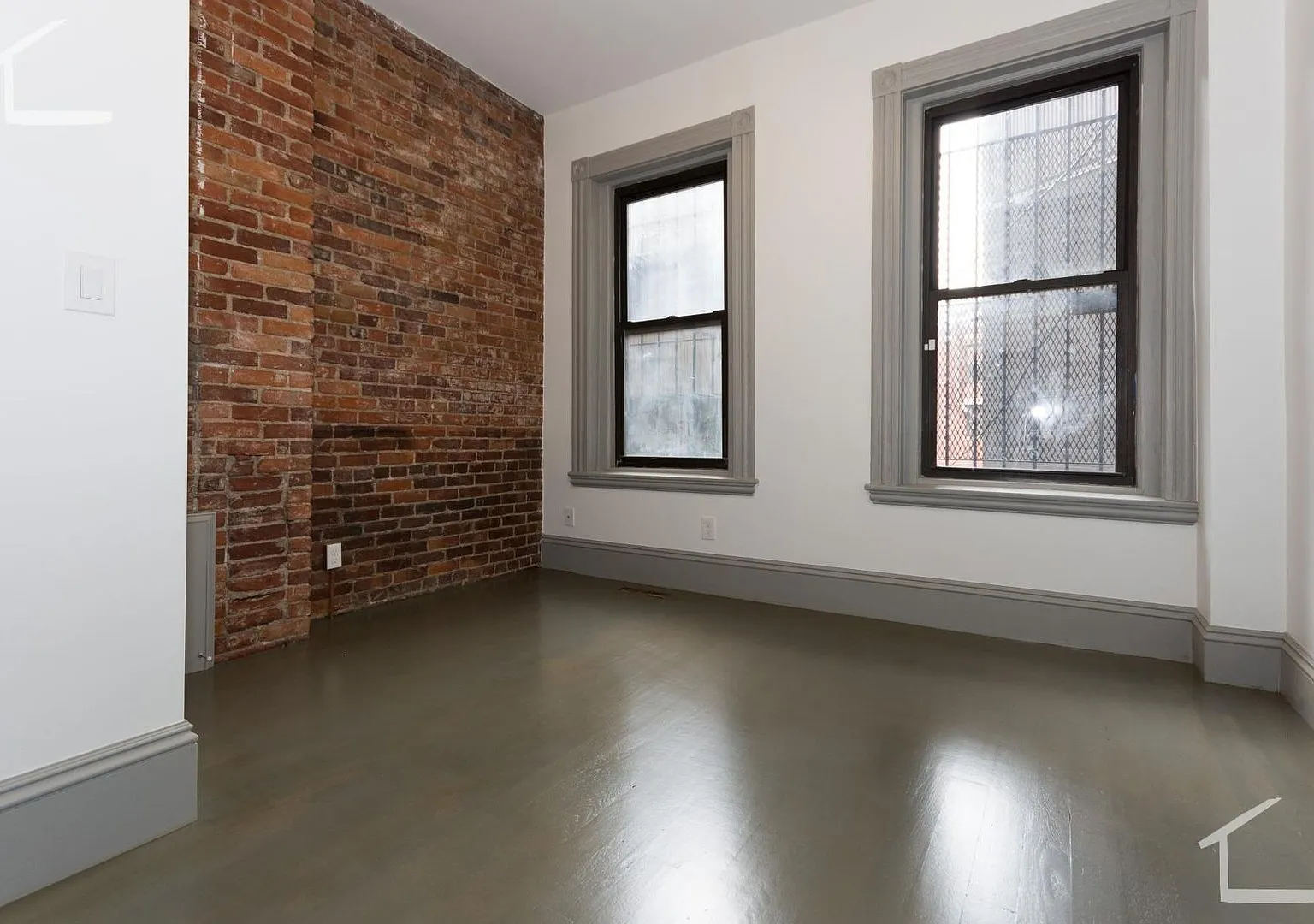 Nice 2 bed steps from Berklee College — Photo 2