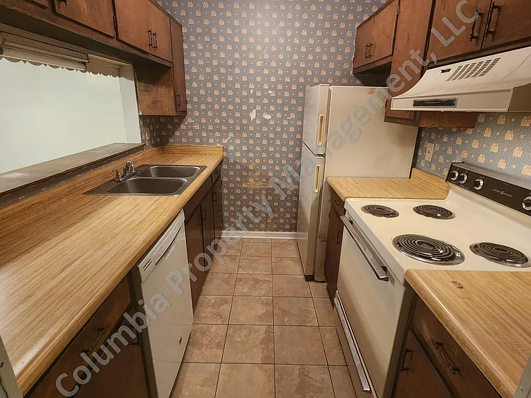 9413 Martindale Rd #D — Photo 8