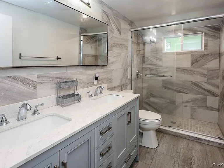 242 Clinton Rd — Photo 28
