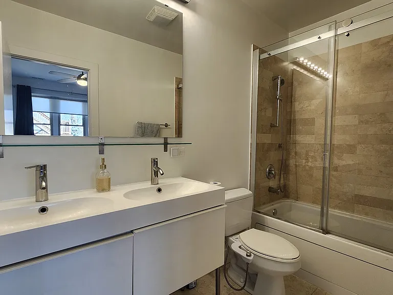 3900 W Cornelia Ave #2W — Photo 17