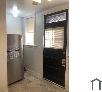 8005 S Prairie Ave #2 — Photo 16