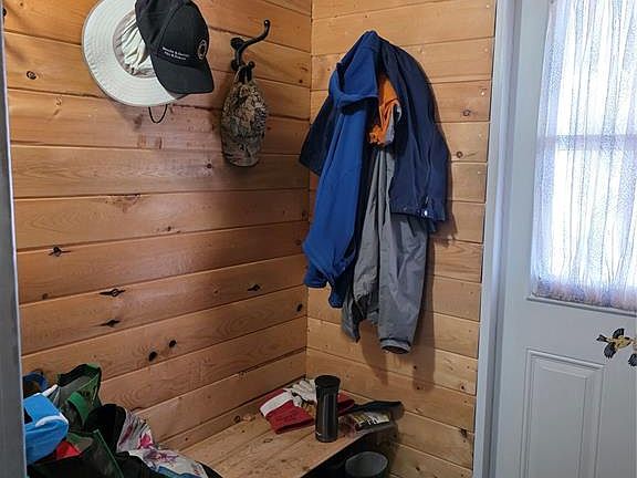 5th image of 76 Walleye WAY
