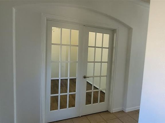 5th image of 24523 Lakecrest Creek Dr