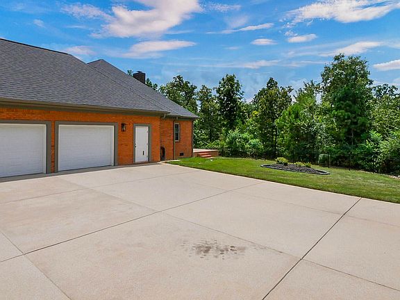 5th image of 8625 Dayflower Dr