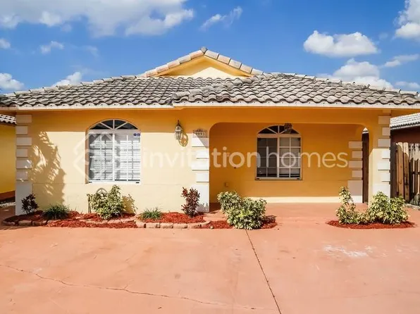 9991 NW 126th Ter, Hialeah Gardens, FL 33018