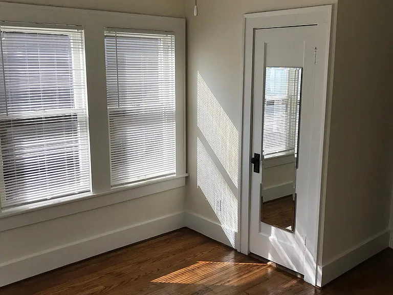 4604 Gaston Ave — Photo 11