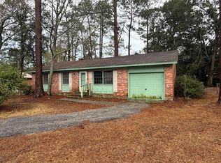 2 Garey Cir, Valdosta, GA 31602