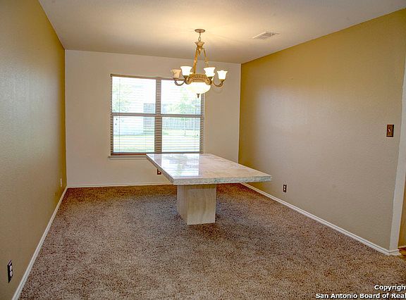3rd image of 5419 Wood Glen Dr
