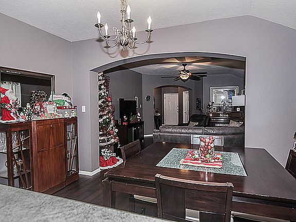 5th image of 4630 Coral Rose Ct