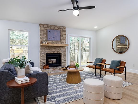 3rd image of 7507 Elderberry Dr