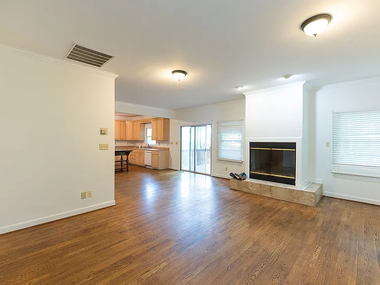 4916 Gold Crest Dr — Photo 8