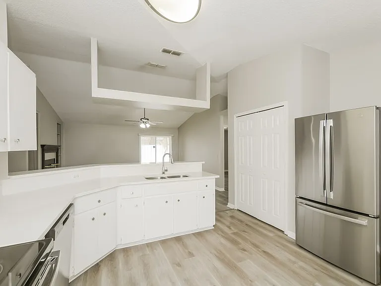 459 Flamingo Ct — Photo 9