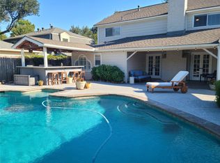 10826 Piping Rock Ln, Houston, TX 77042