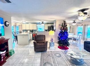 5635 Captain John Smith Loop, North Fort Myers, FL 33917