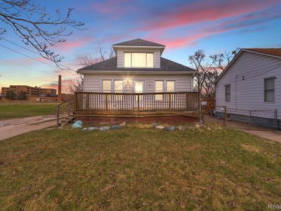 850 Montie Rd, Lincoln Park, MI, 48146