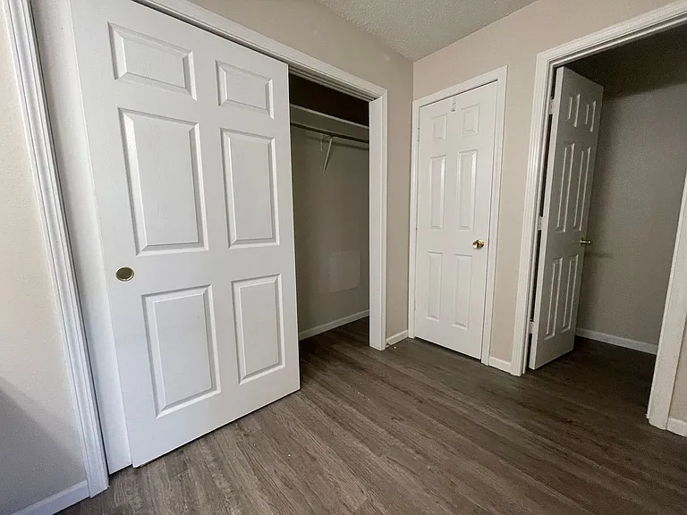 350 S Wildwood Dr #D3 — Photo 4