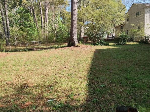 6521 King William Dr, Morrow, GA 30260