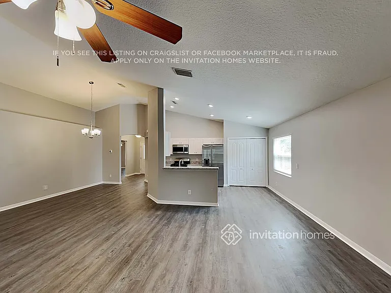 7614 Wiltshire Park Pl — Photo 4
