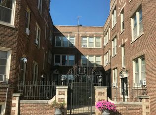3302 Clinton Ave APT 1E, Berwyn, IL 60402