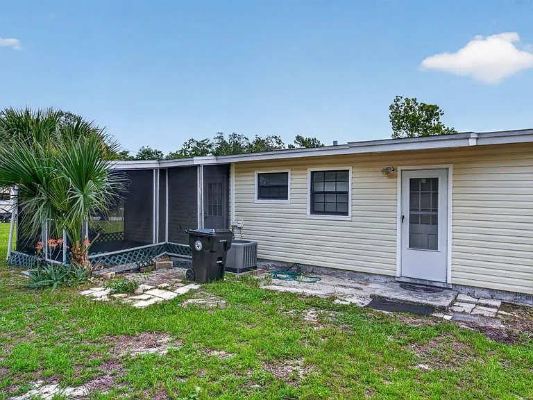 255 Woodside Dr — Photo 22
