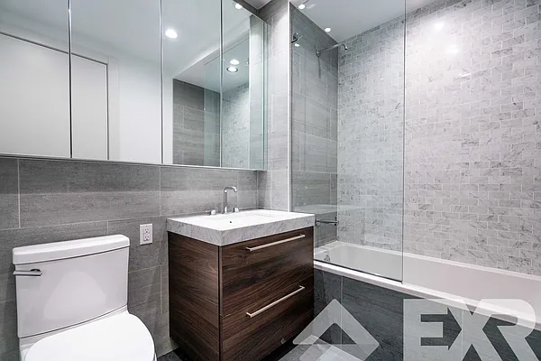 Rented by EXR | media 16