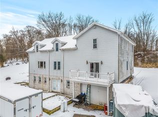 395 Oak Hill Rd, West Middlesex, PA 16159