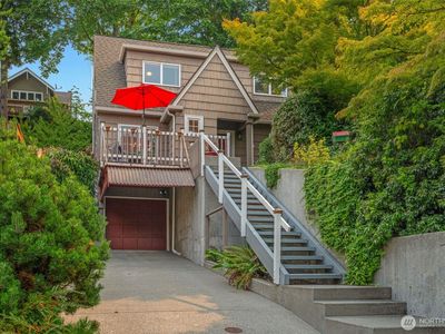 2524 12th Avenue W, Seattle, WA, 98119