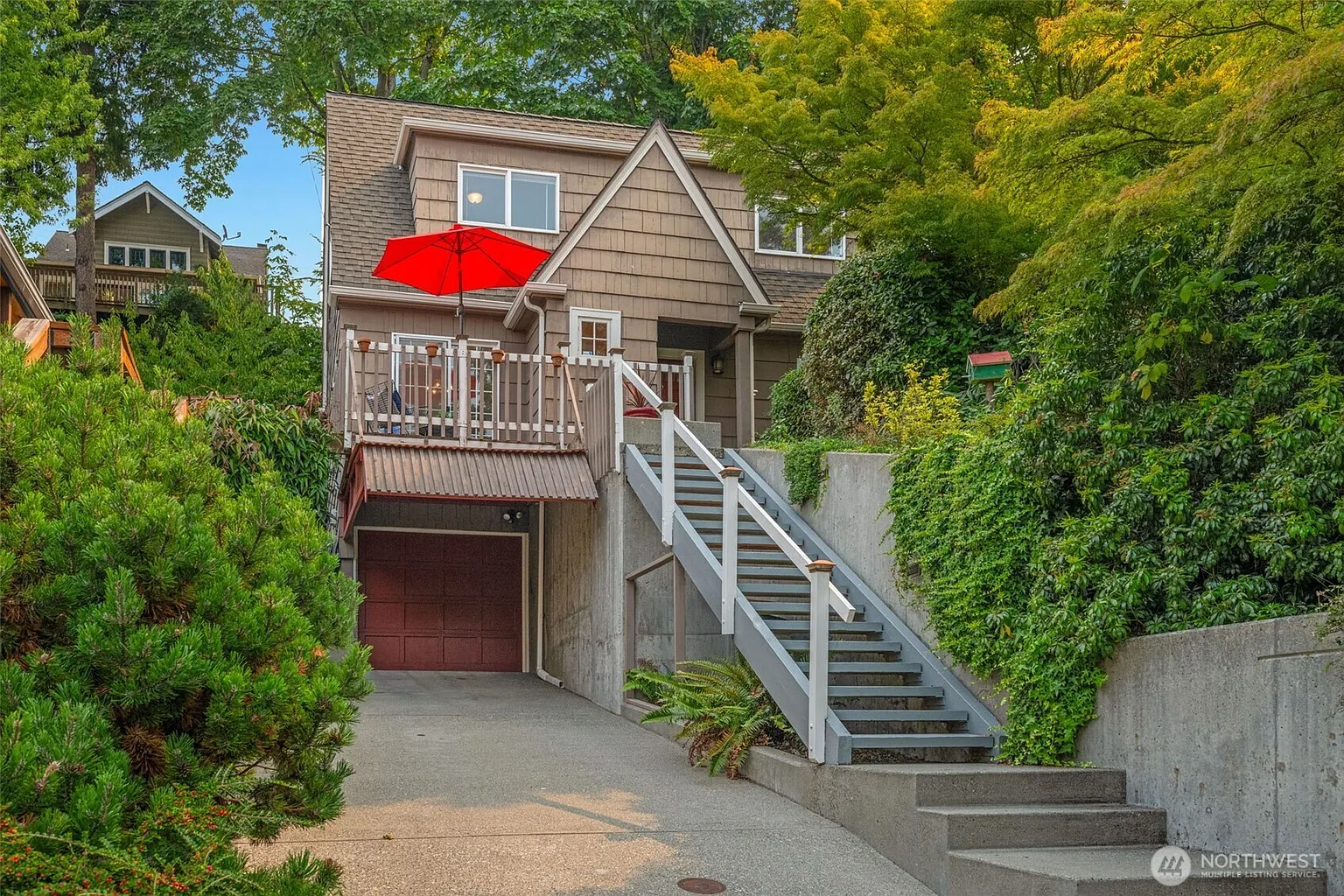 2524 12th Avenue W photo 1