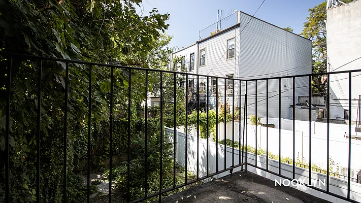 Rented by Nooklyn NYC LLC | media 7