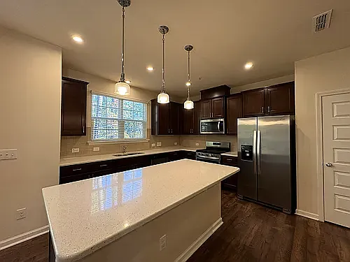 1408 Hopedale Dr — Photo 7