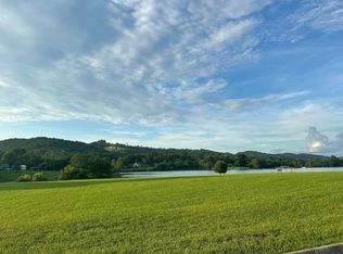 4 Bluewater Peninsula, Bean Station, TN 37708