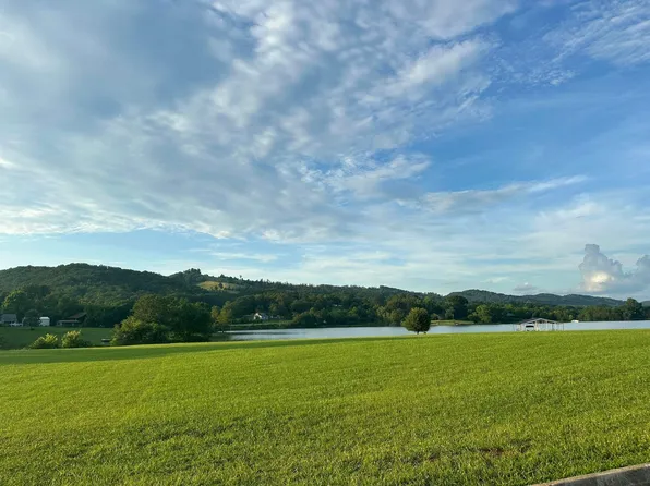 4 Bluewater Peninsula, Bean Station, TN 37708