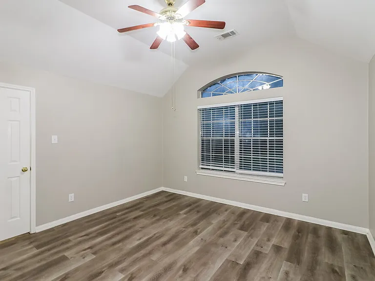 1423 Tilman Dr — Photo 15