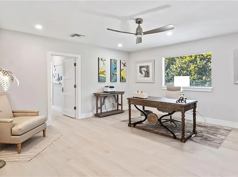 440 Kings Town Dr — Photo 18
