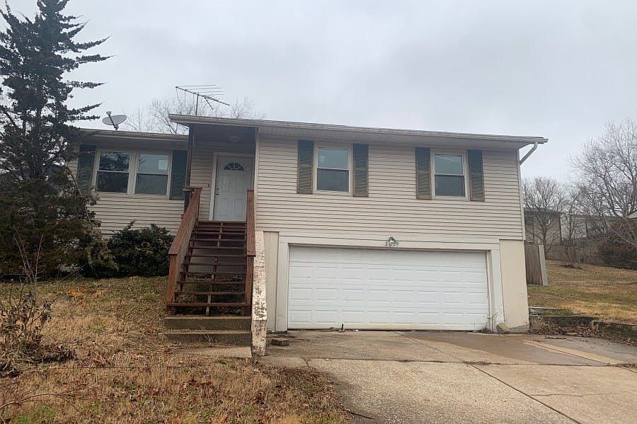 1st image of 3837 Red Bud Dr