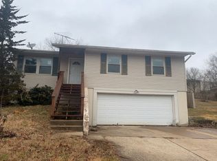 3837 Red Bud Dr, Imperial, MO 63052