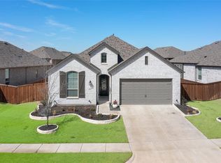 1201 Bluestem Dr, Aubrey, TX 76227