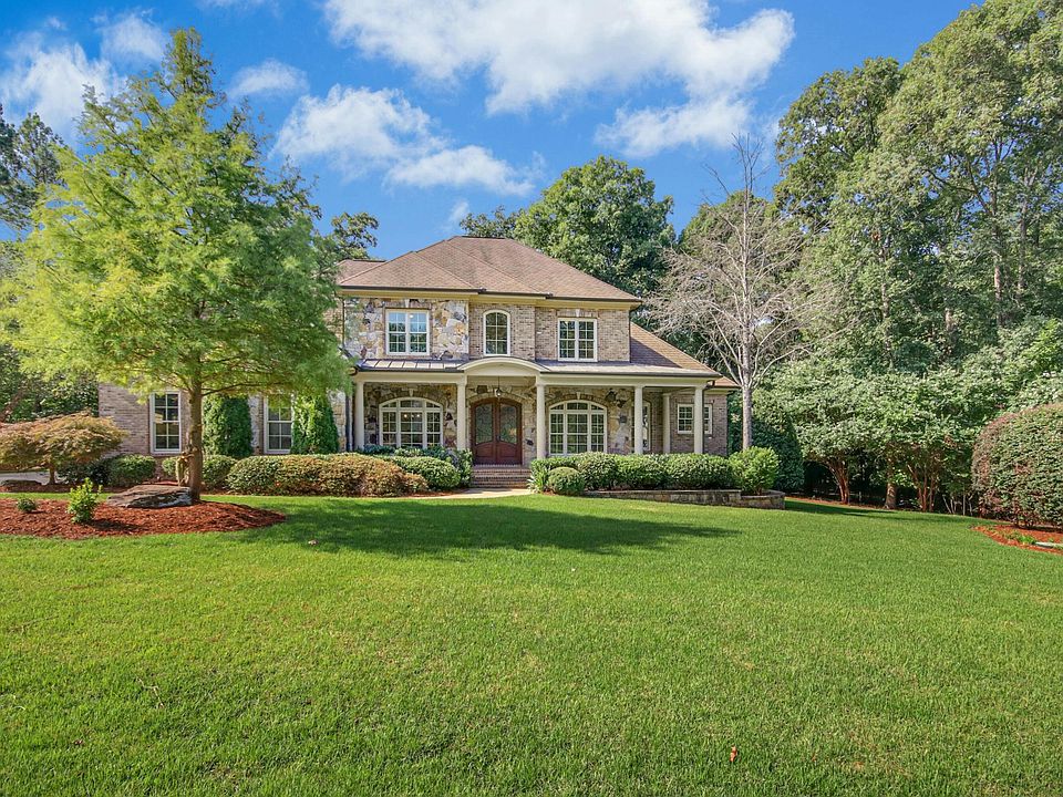 1st image of 5513 Hickory Leaf Dr