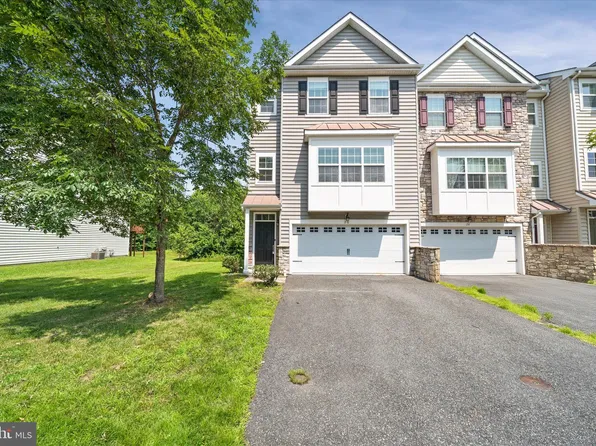 26 Munro Rd, Newark, DE 19711